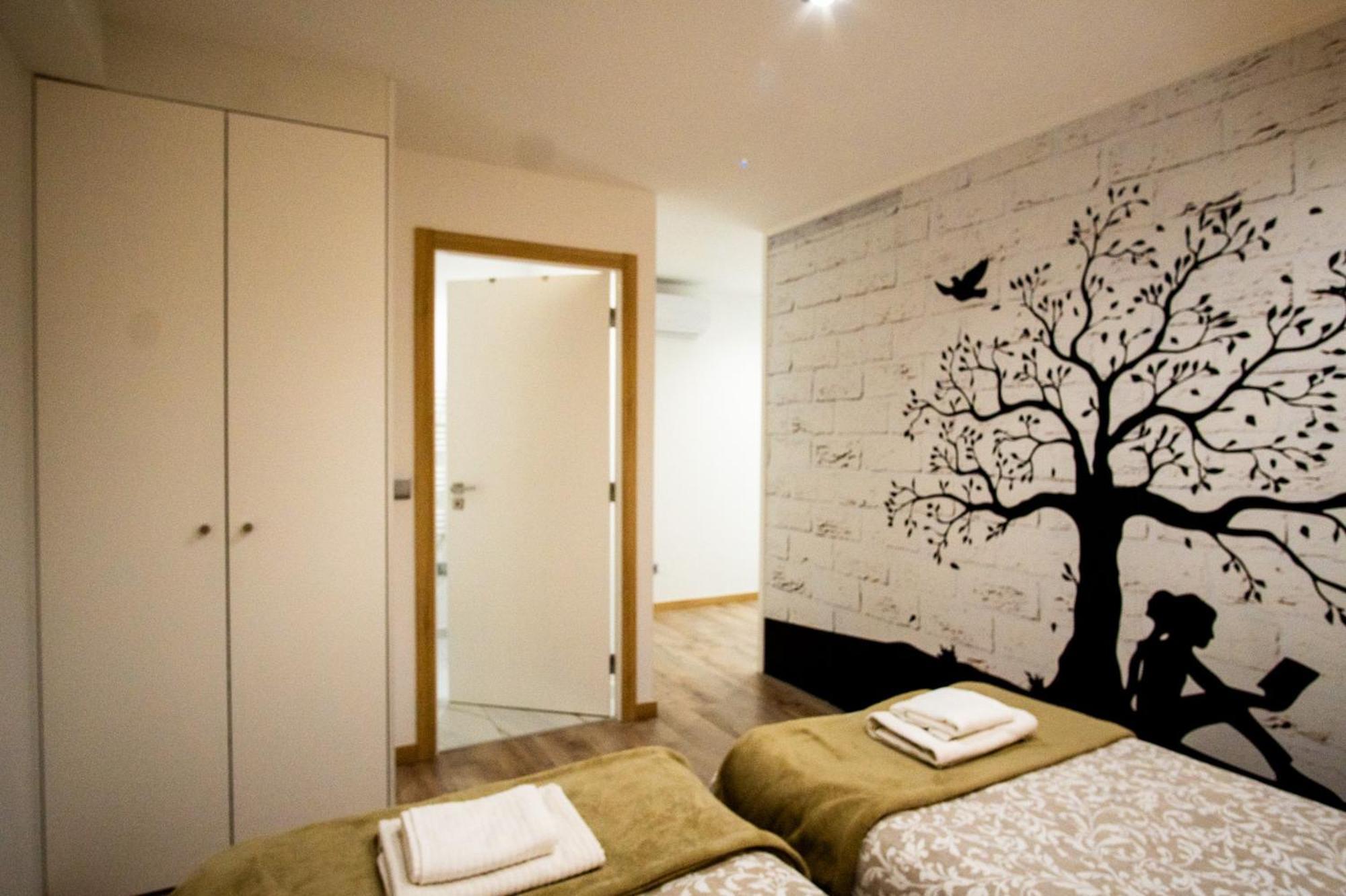 Appartement 1-4 Pers - Aeroport Cdg, Parc Expo, Villepinte - A L'Ombre Du Pin "9" Le Pin  Exteriér fotografie